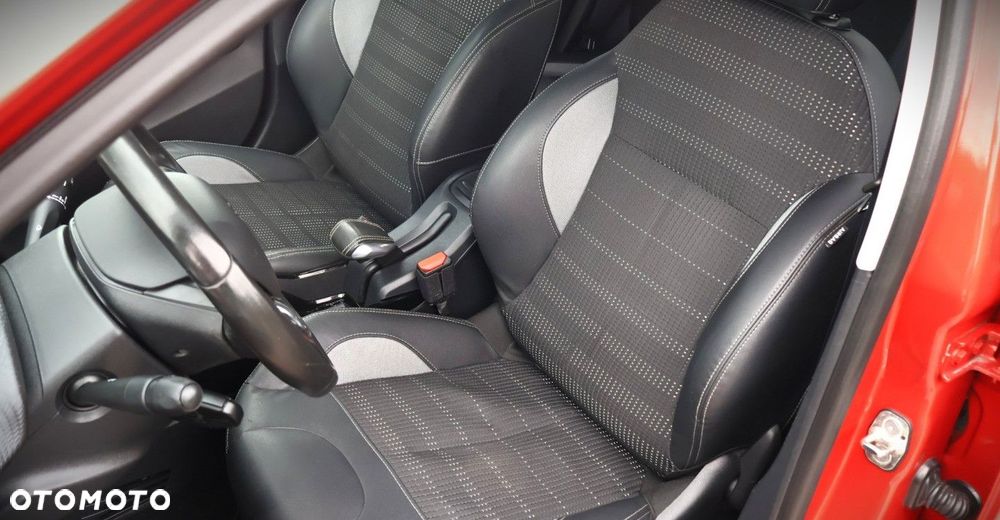Peugeot 2008 - 13