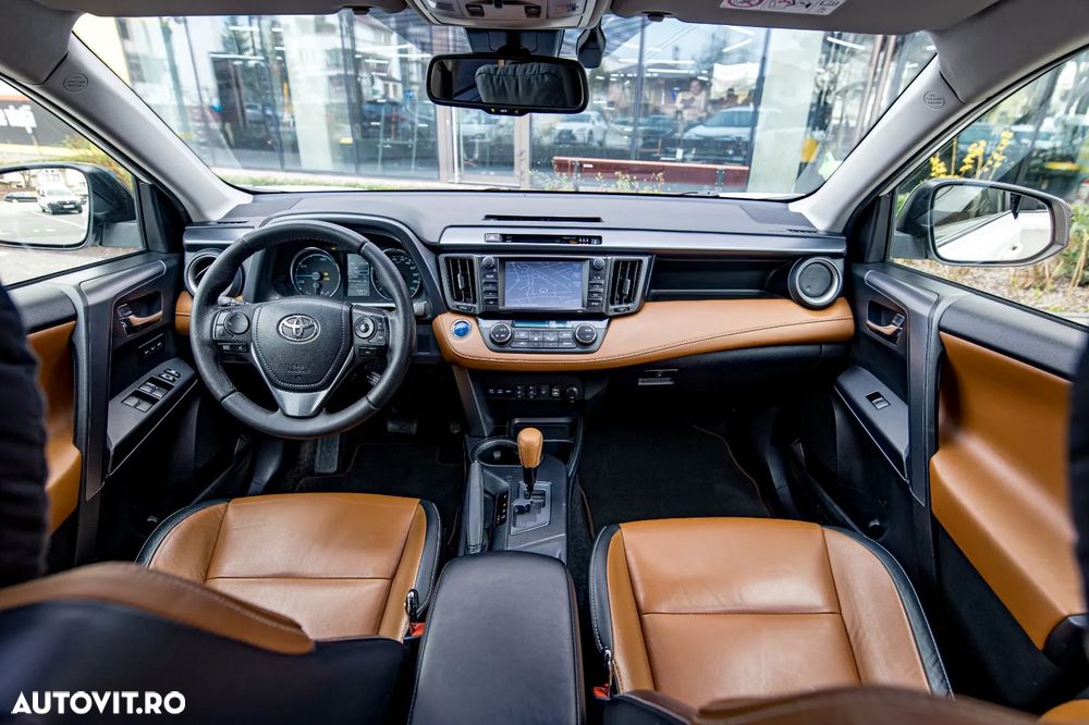 Toyota RAV4 - 9