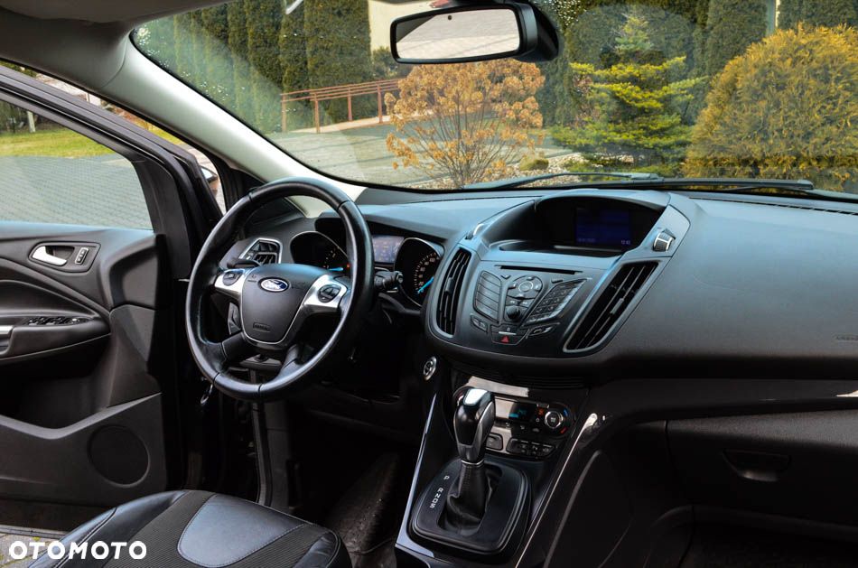 Ford Kuga 2.0 TDCi 4WD Titanium - 40