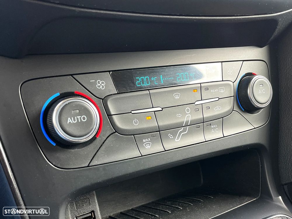 Ford Focus SW 1.5 TDCi Titanium - 31