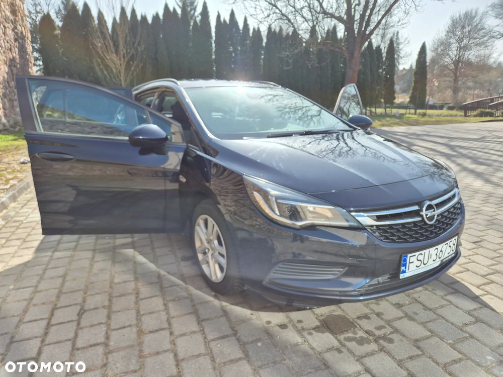Opel Astra 1.6 D (CDTI) Dynamic - 4