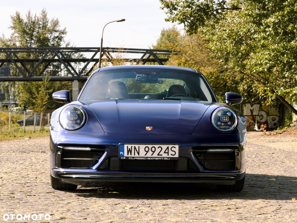Porsche 911 Carrera 4S - 3