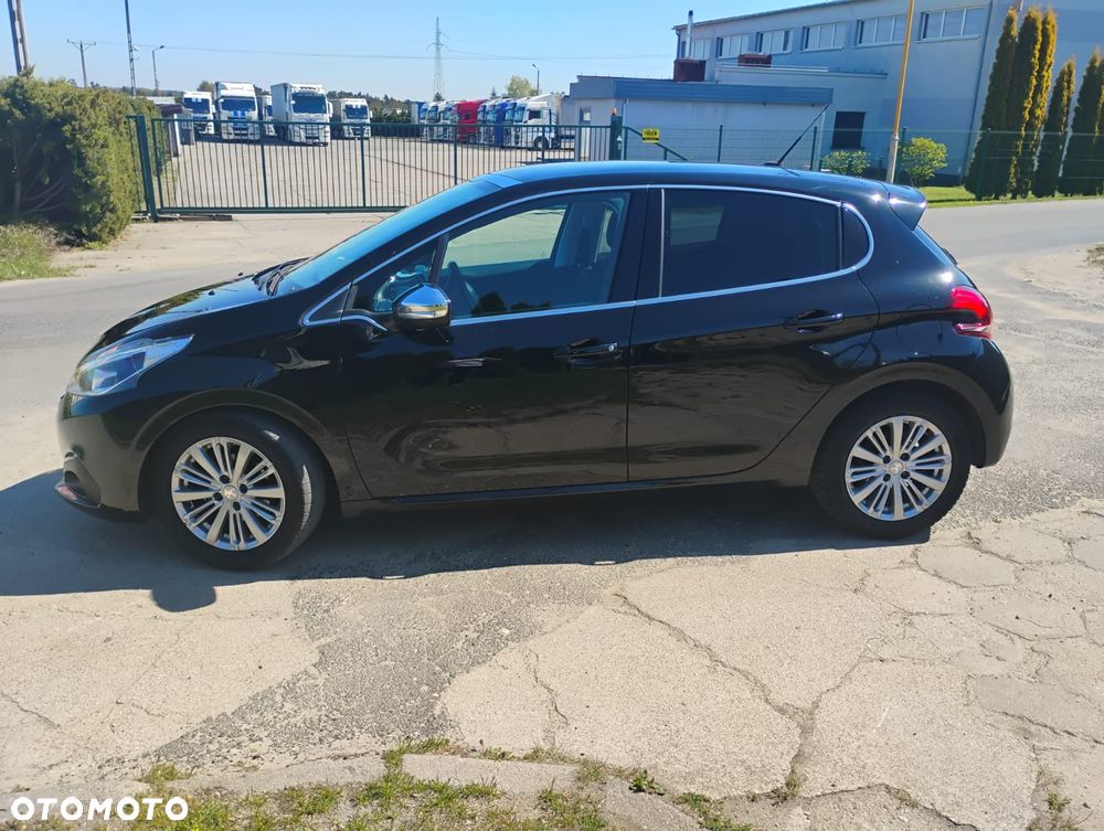 Peugeot 208 Blue-HDi 100 Stop&Start Allure - 2