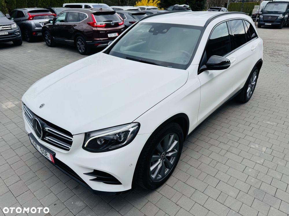 Mercedes-Benz GLC 250 4Matic 9G-TRONIC AMG Line - 5