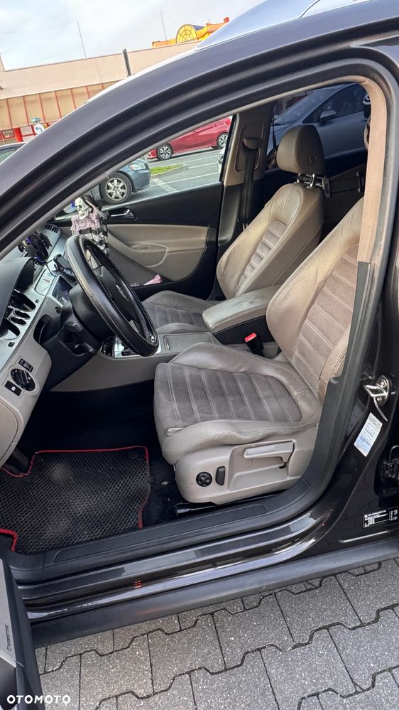 Volkswagen Passat 2.0 TDI Highline DSG - 15