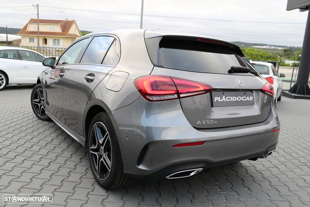 Mercedes-Benz A 250 e 8G-DCT AMG Line - 9