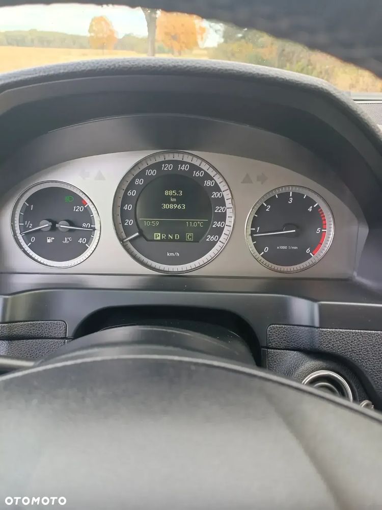 Mercedes-Benz Klasa C 220 T CDI DPF Automatik Avantgarde - 5