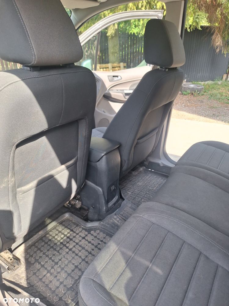 Ford Tourneo Connect - 21