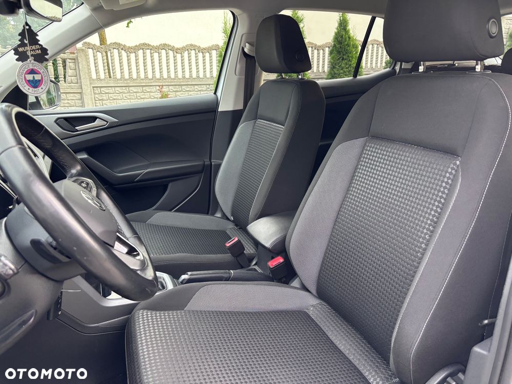 Volkswagen T-Cross - 12