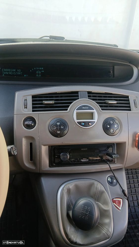 Renault Scénic 1.5 dCi Dynamique - 6