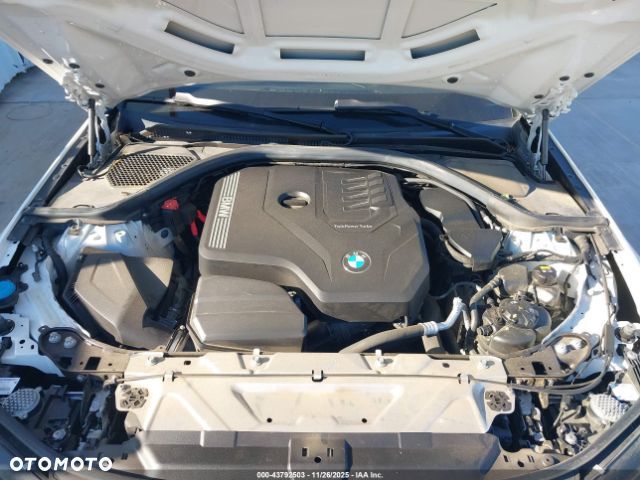 BMW Seria 3 330i Sport Line - 13