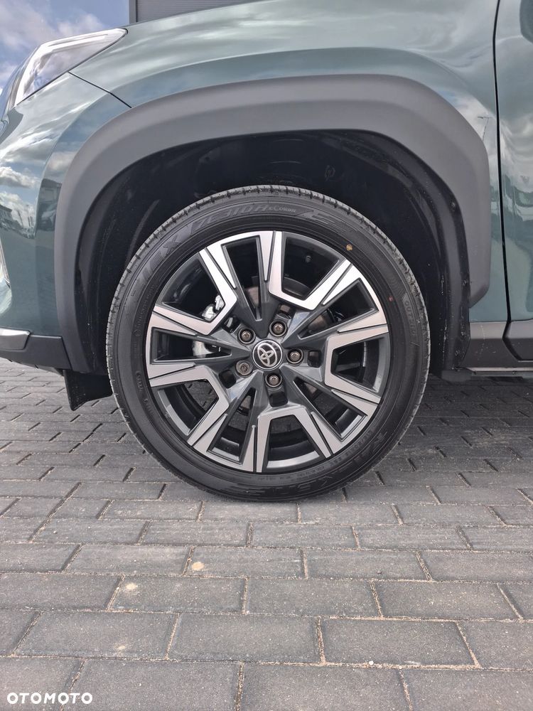 Toyota Yaris Cross Hybrid 1.5 Executive - 12