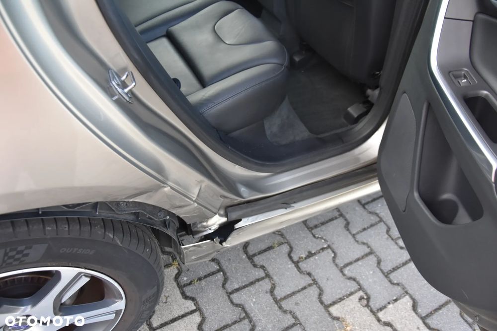 Volvo XC 60 D4 Summum - 22