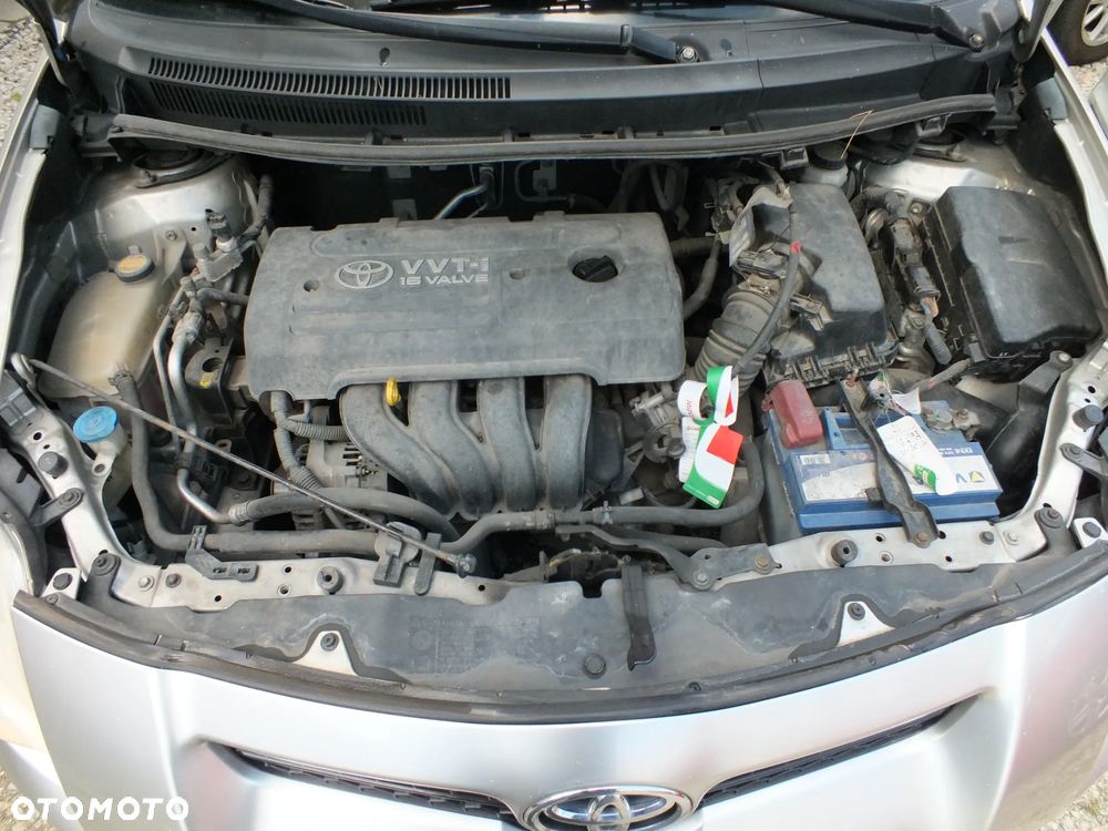 Toyota Auris - 26