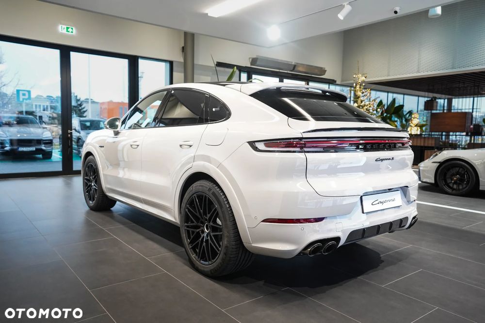 Porsche Cayenne S E-Hybrid PHEV Black Edition - 5