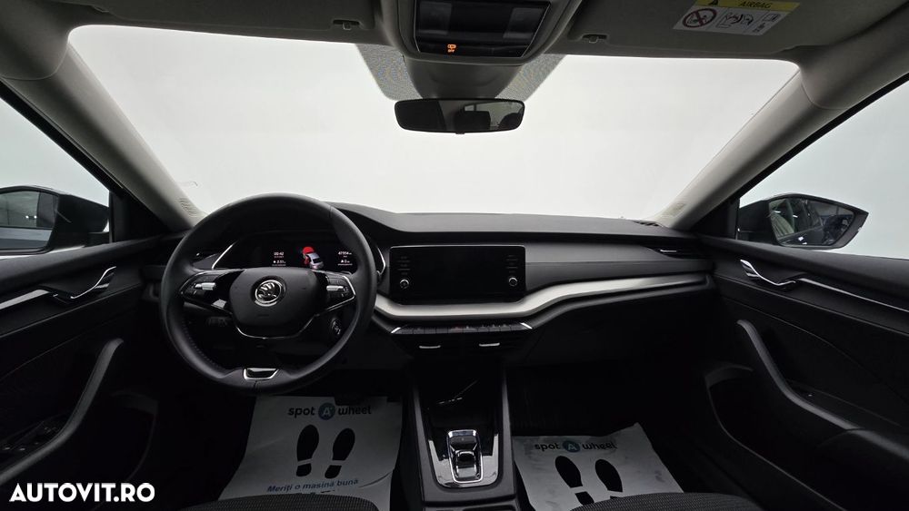Skoda Octavia 2.0 TDI DSG Ambition - 14