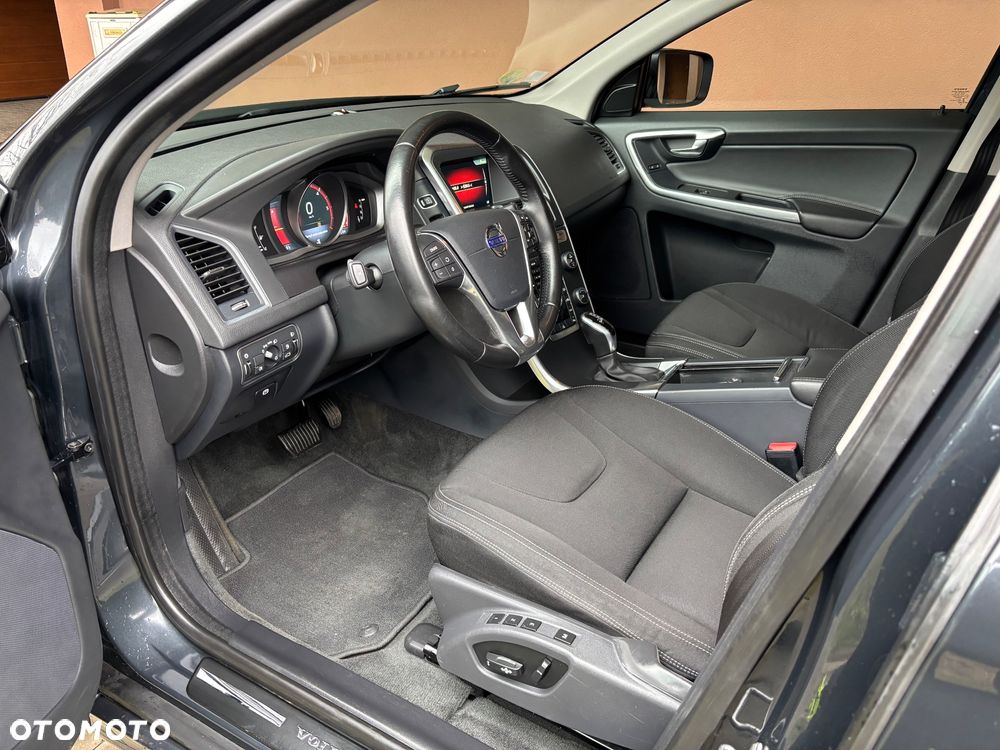 Volvo XC 60 D4 Geartronic Momentum - 6