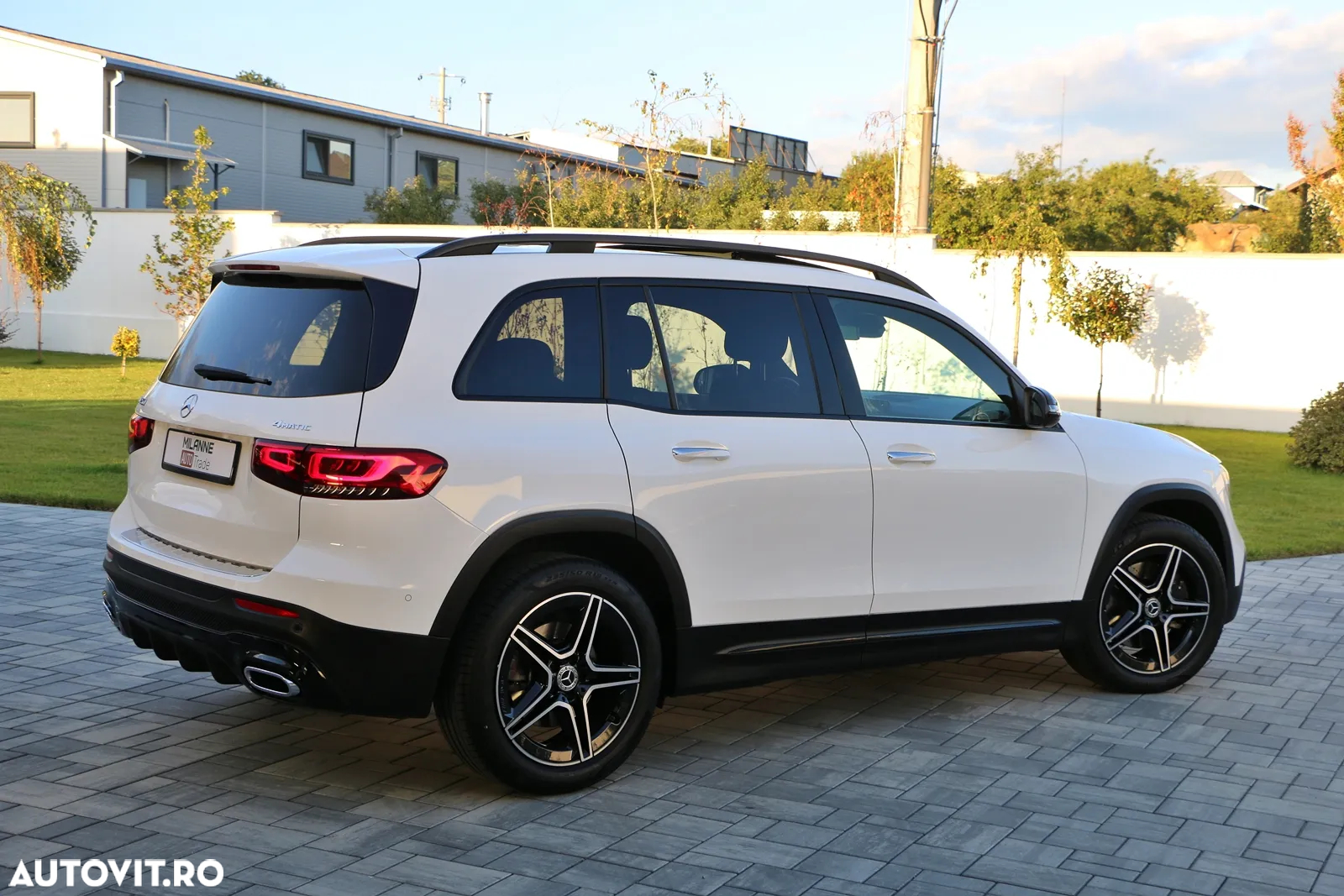 Mercedes-Benz GLB 250 4Matic 8G-DCT AMG Line Advanced Plus - 17