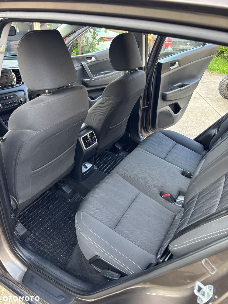 Kia Sportage 1.6 GDI L 2WD - 10
