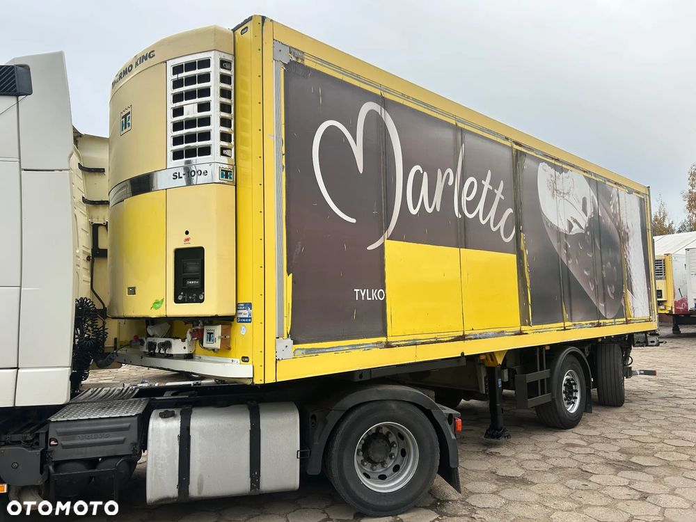 Schmitz Cargobull SKO 18 Z WINDĄ THERMO KING SL-100e / 2 OSIE / 22 PALETY / OŚ SKRĘTNA / ROLETA / SKRĘTNA OŚ NA OBROTNICY / IDEALNA POD DYSTRYBUCJĘ / ŚWIETNIE ZWROTNA KRÓTKA NACZEPA !! - 2