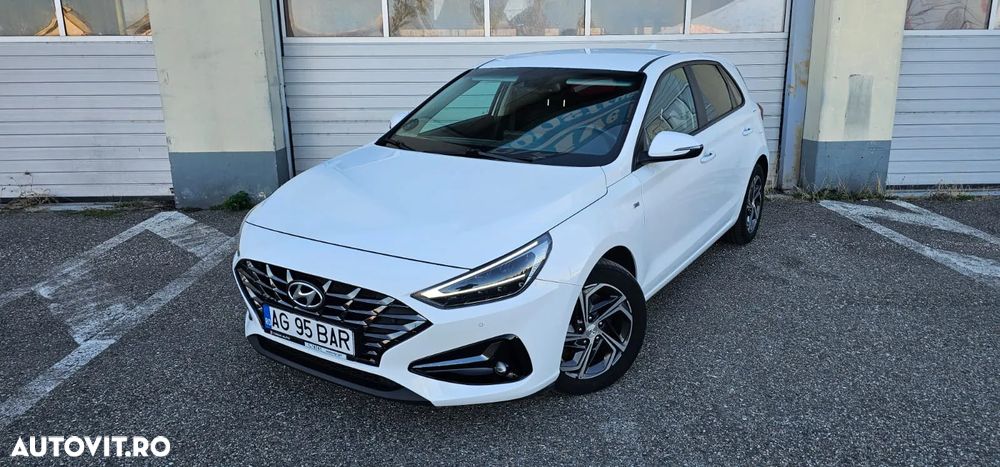 Hyundai i30 1.6 CRDI 48V-Hybrid DCT Prime - 1