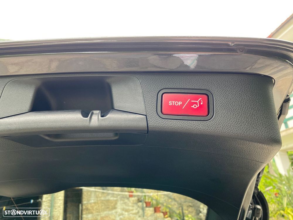 Mercedes-Benz C 300 de AMG Line - 27