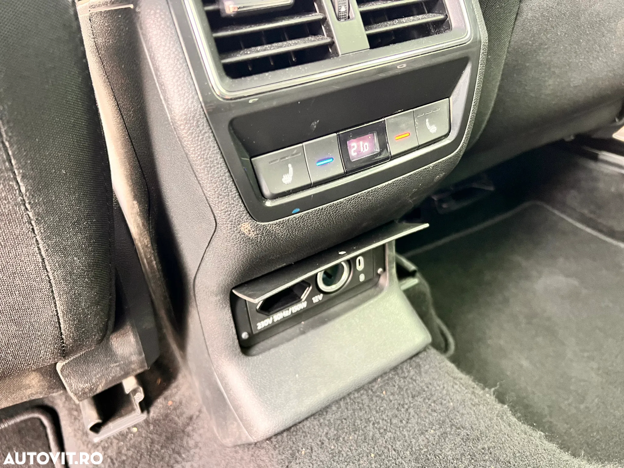 Skoda Karoq 1.5 TSI DSG Style - 8