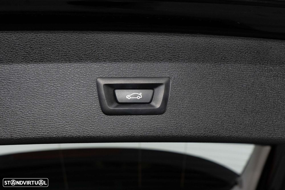 BMW X1 25 e xDrive Corporate Edition - 15