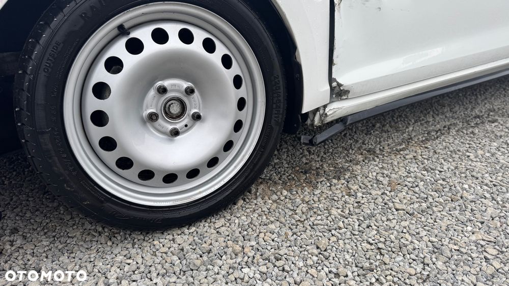 Volkswagen Golf - 30