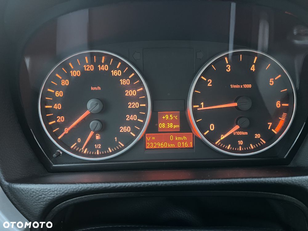 BMW Seria 3 - 22