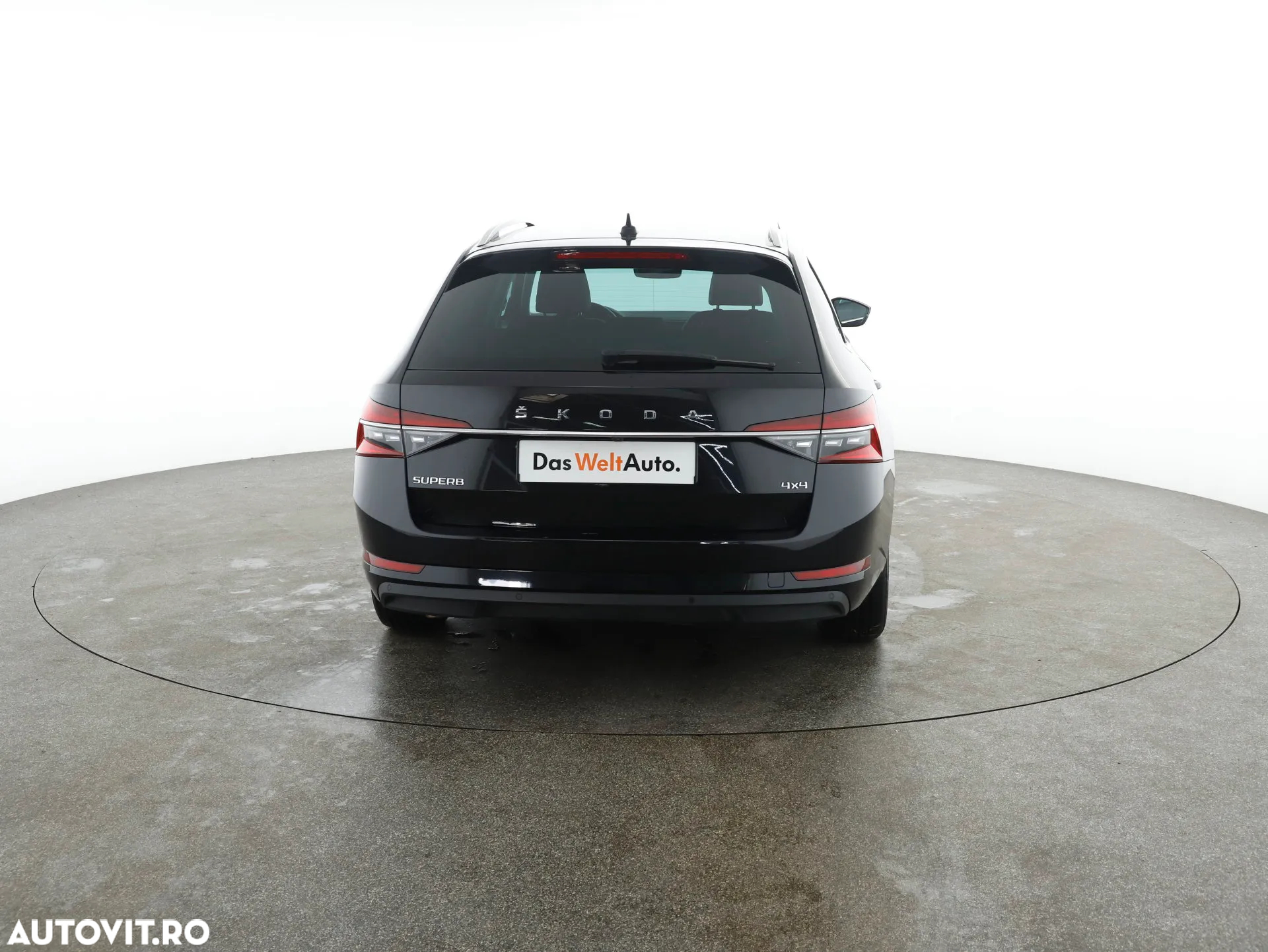 Skoda Superb 2.0 TDI 4X4 DSG Style - 6