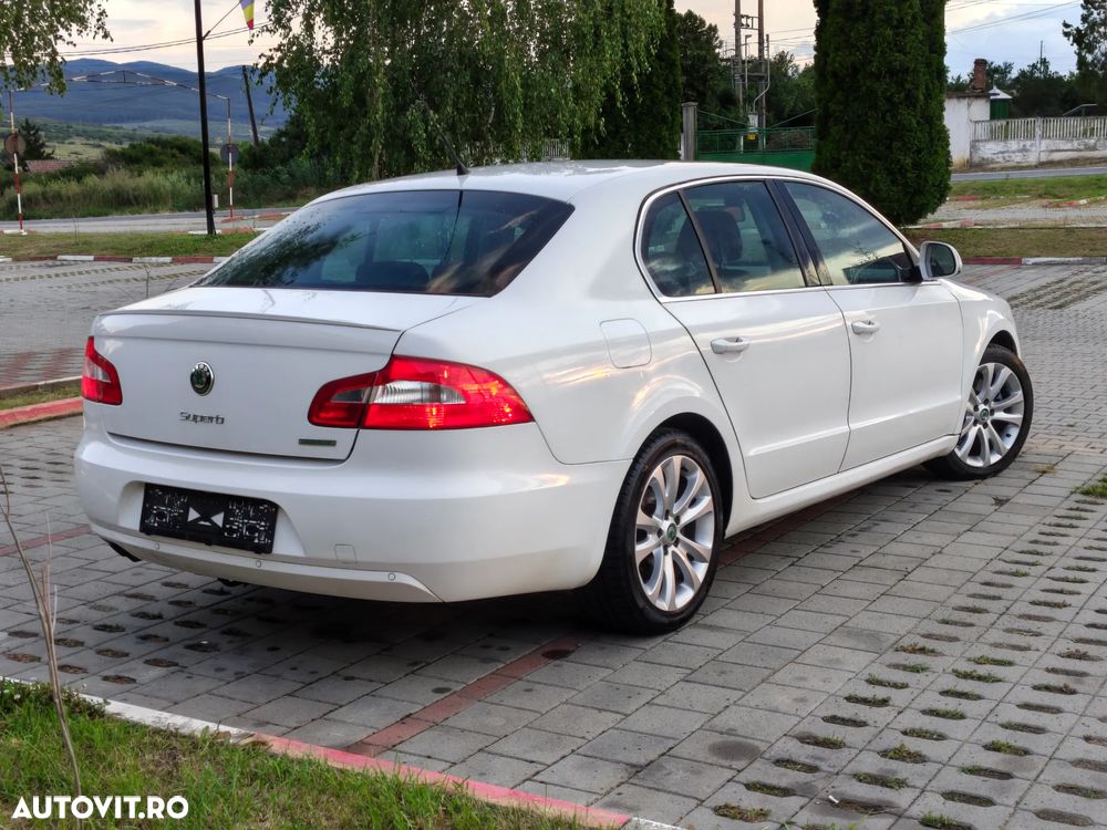 Skoda Superb 1.9 TDI GreenLine - 3