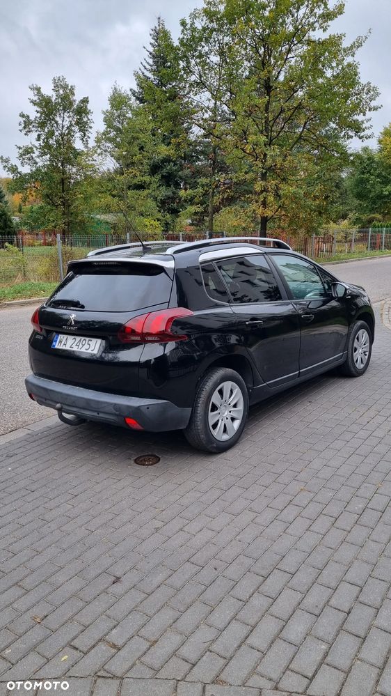 Peugeot 2008 1.2 Pure Tech Style - 5