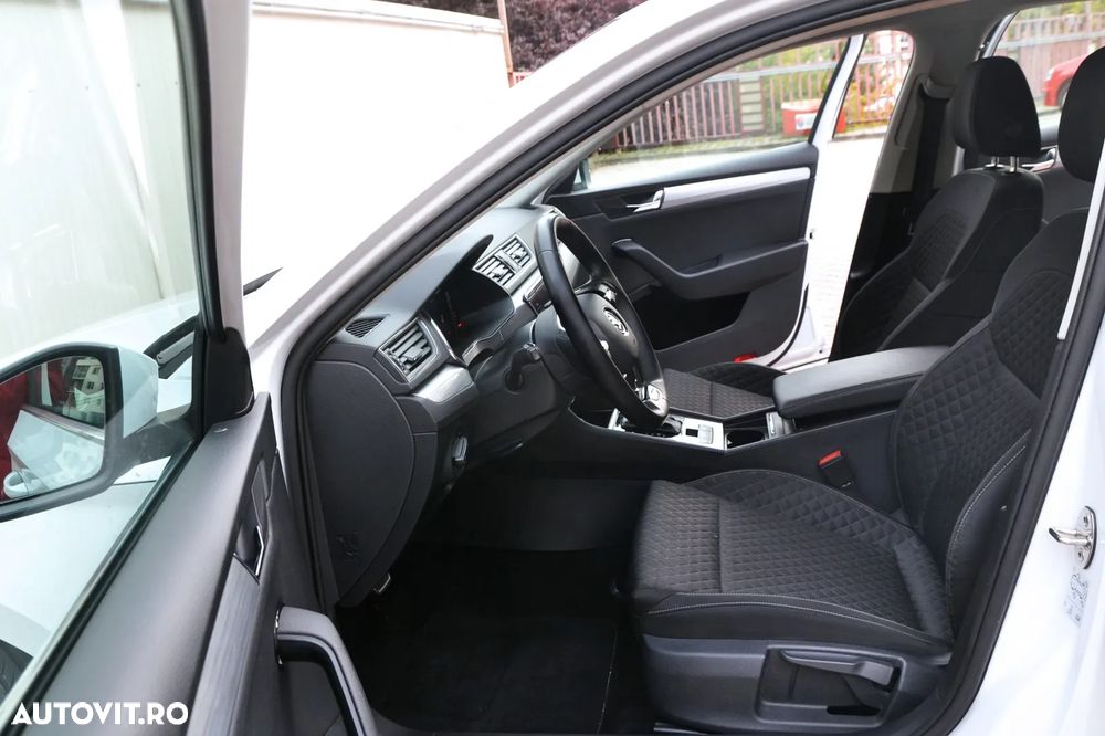 Skoda Superb 2.0 TDI DSG Premium Edition - 13