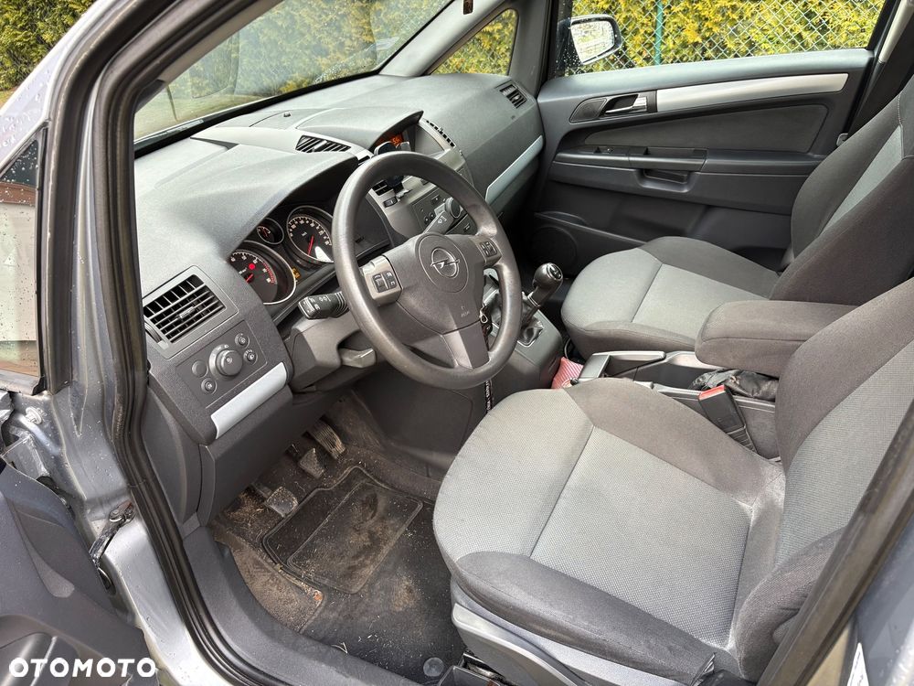 Opel Zafira 1.8 - 18