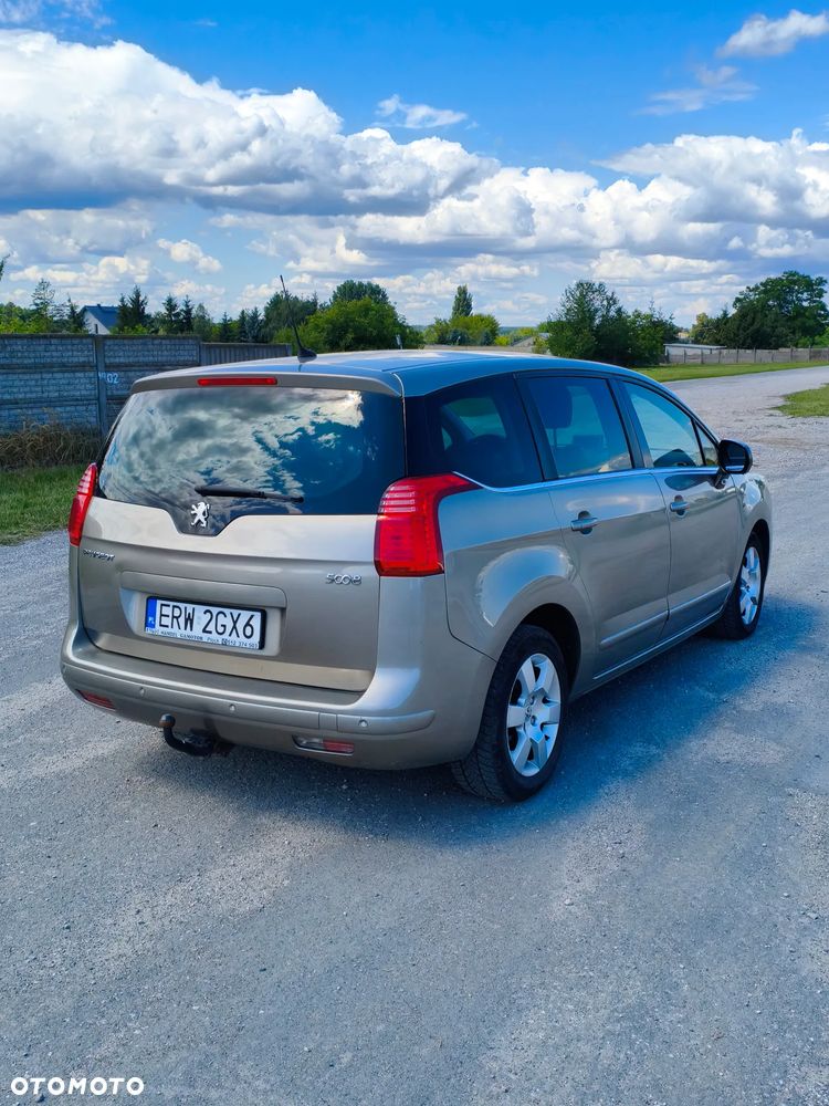 Peugeot 5008 1.6 Access 7os - 6