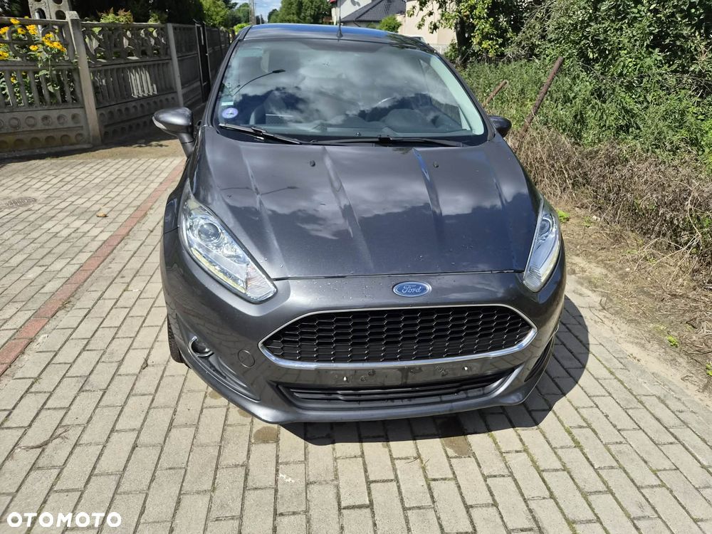 Ford Fiesta - 9