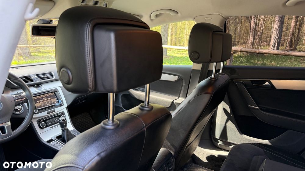 Volkswagen Passat 2.0 TDI 4Mot Highline - 19