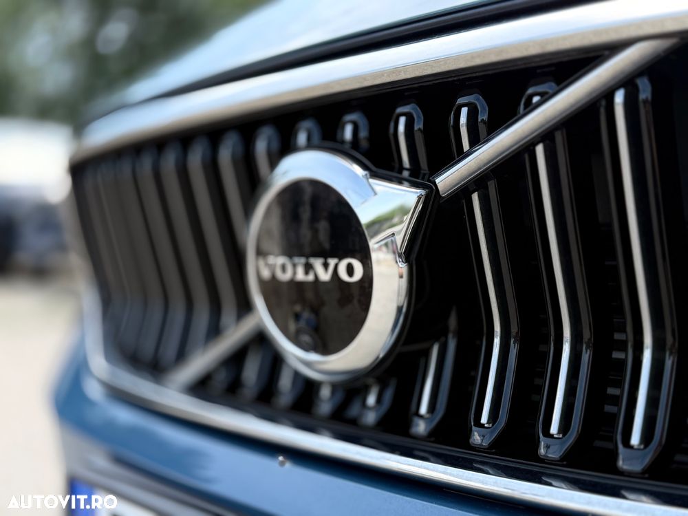 Volvo XC 40 T5 Recharge DKG Plus Bright - 27