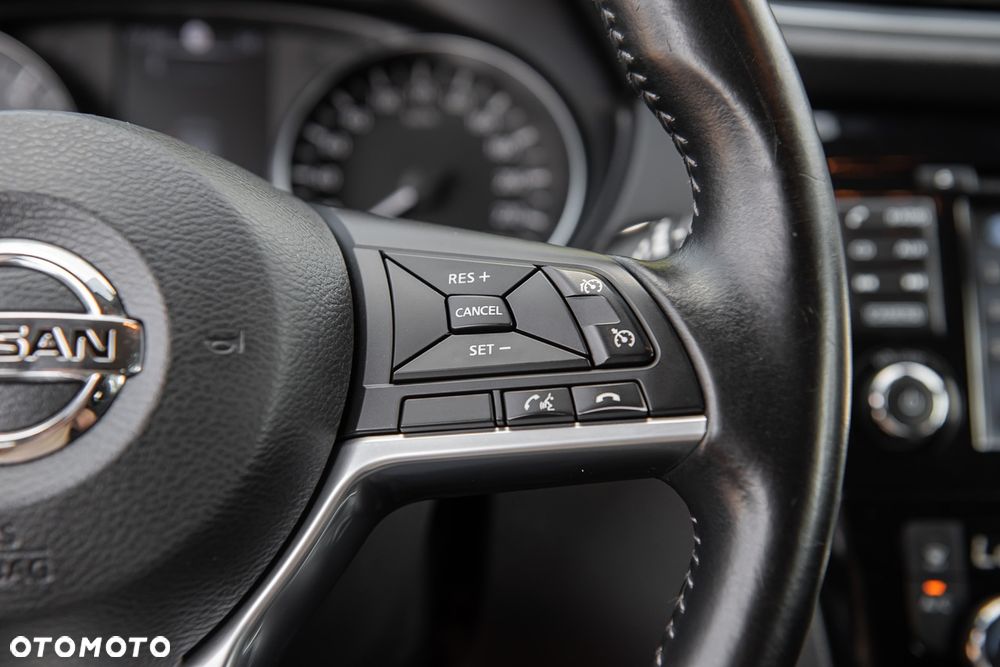 Nissan Qashqai 1.2 DIG-T N-Vision - 19
