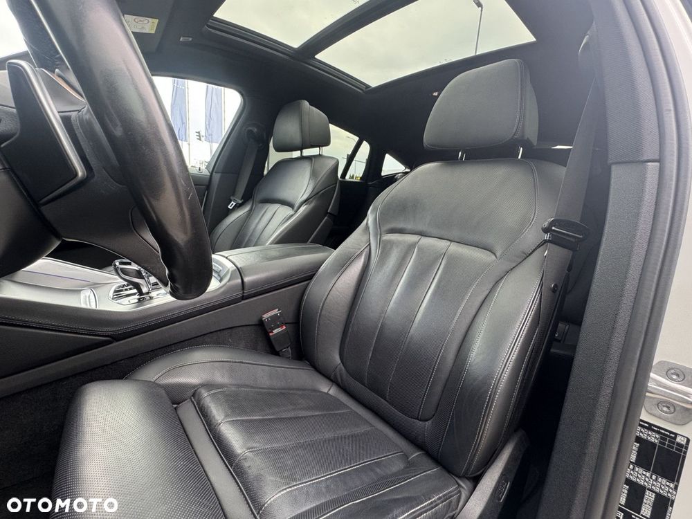 BMW X6 - 28