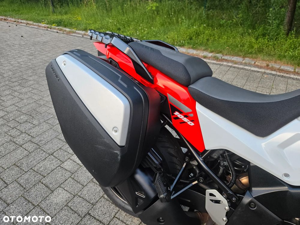 Suzuki V-STROM - 32