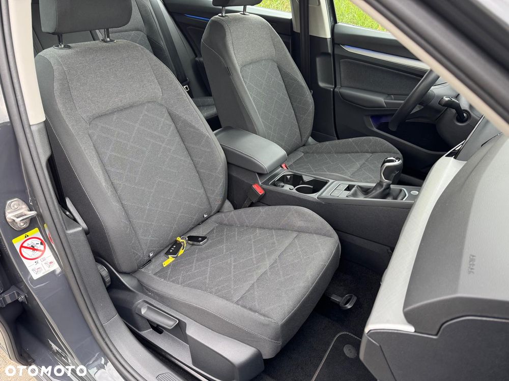 Volkswagen Golf 2.0 TDI SCR - 32