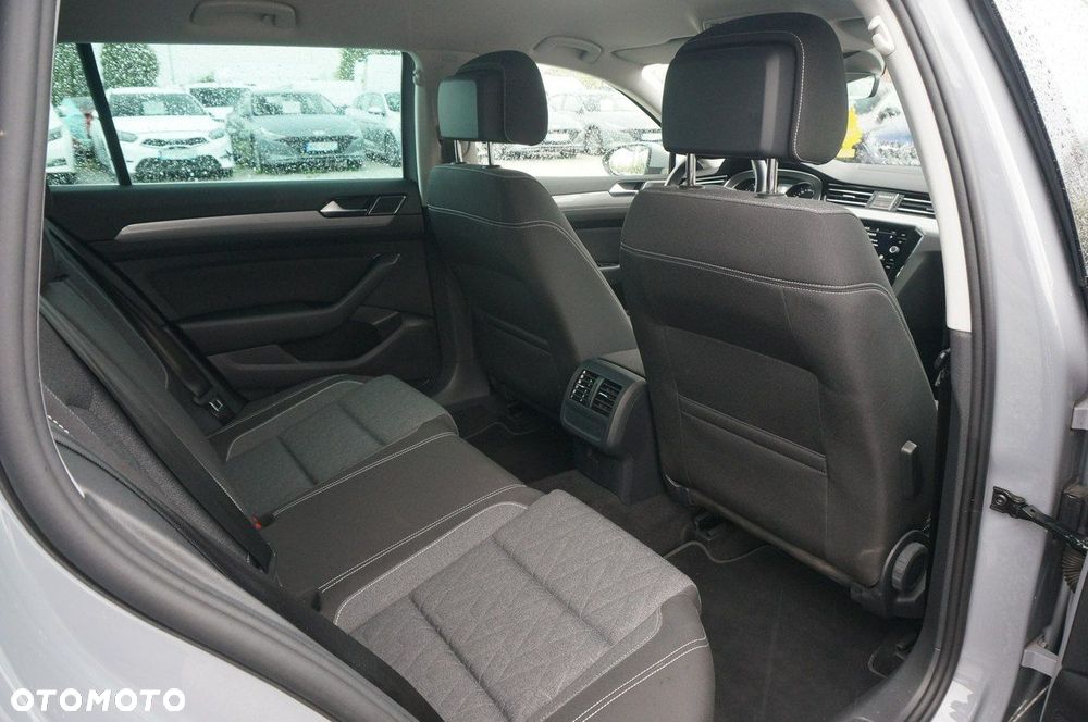 Volkswagen Passat Variant 1.5 TSI EVO Business DSG - 32