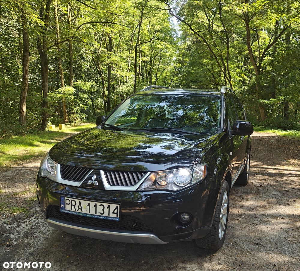 Mitsubishi Outlander 2.2 DID Intense + - 1
