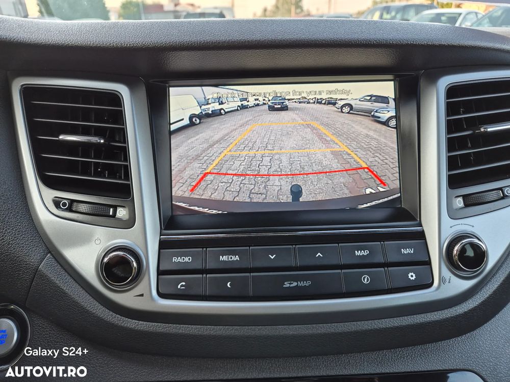 Hyundai Tucson 2.0 CRDI 4WD Automatik Premium - 20