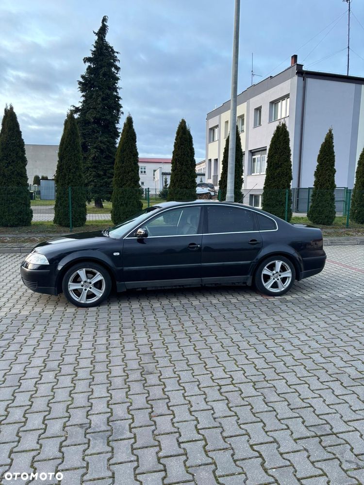Volkswagen Passat - 3