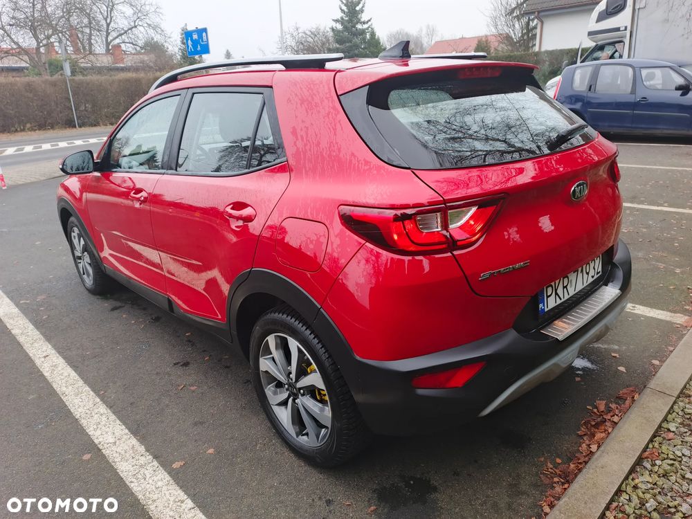 Kia Stonic - 4