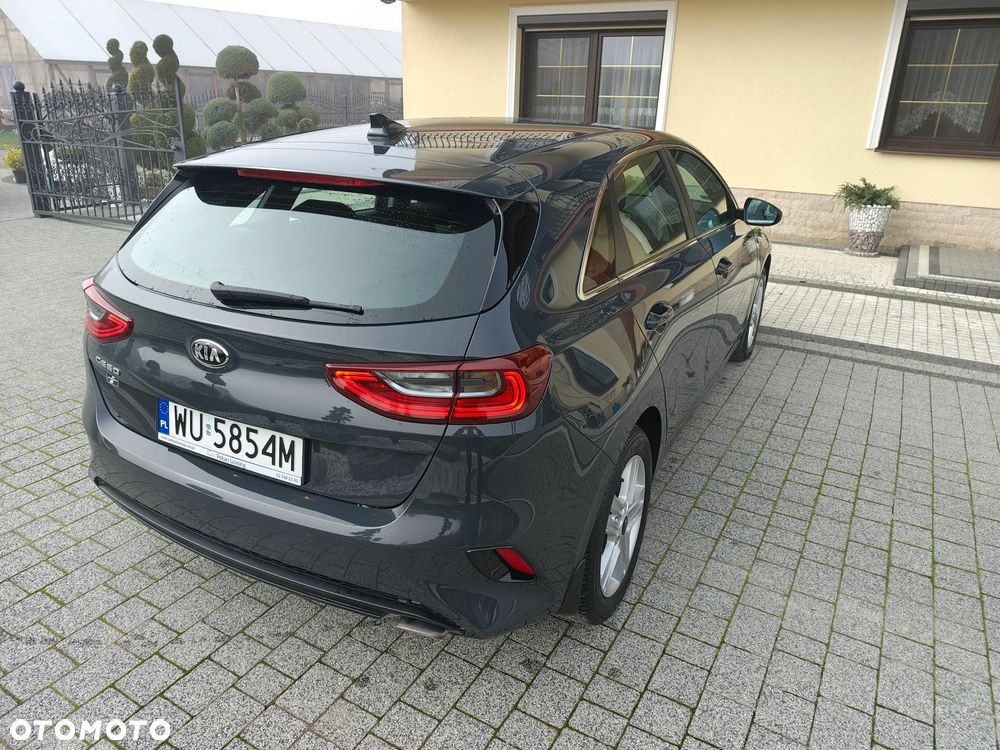 Kia Ceed 1.5 T-GDI M - 6