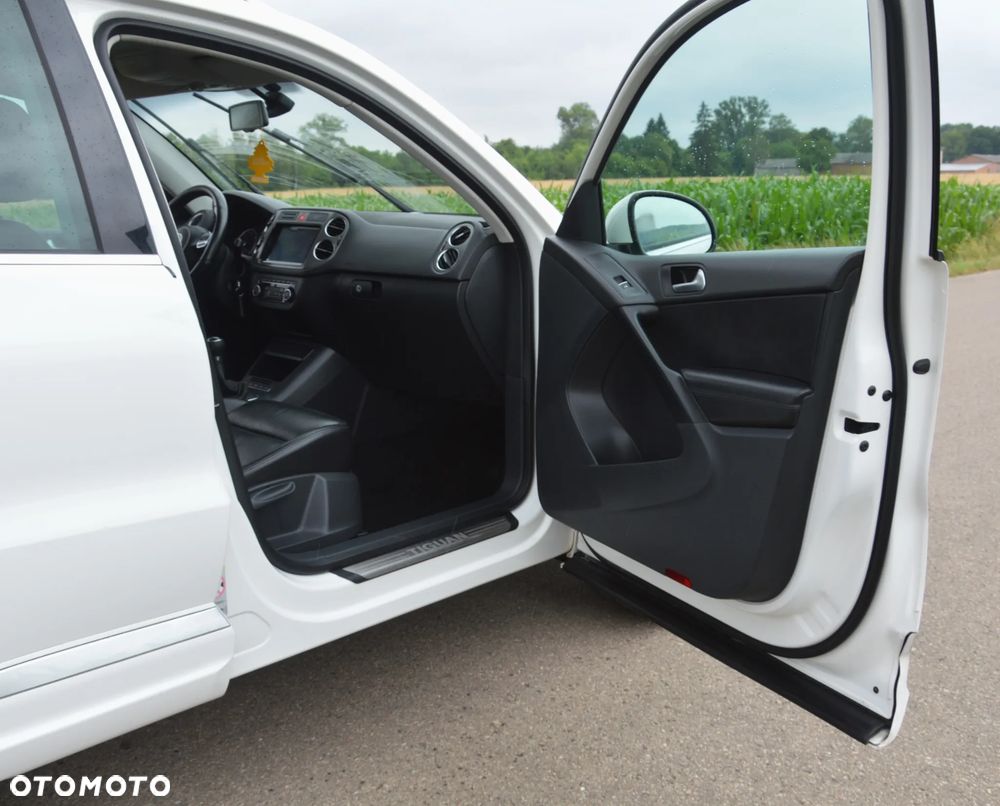 Volkswagen Tiguan - 24